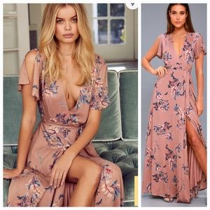 Lulu's Fiorire Rusty Rose Floral Print Wrap Maxi Dress! Size Medium.
